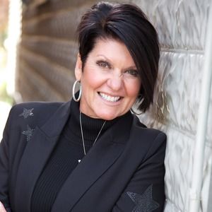 Meet your Posher, Jackie